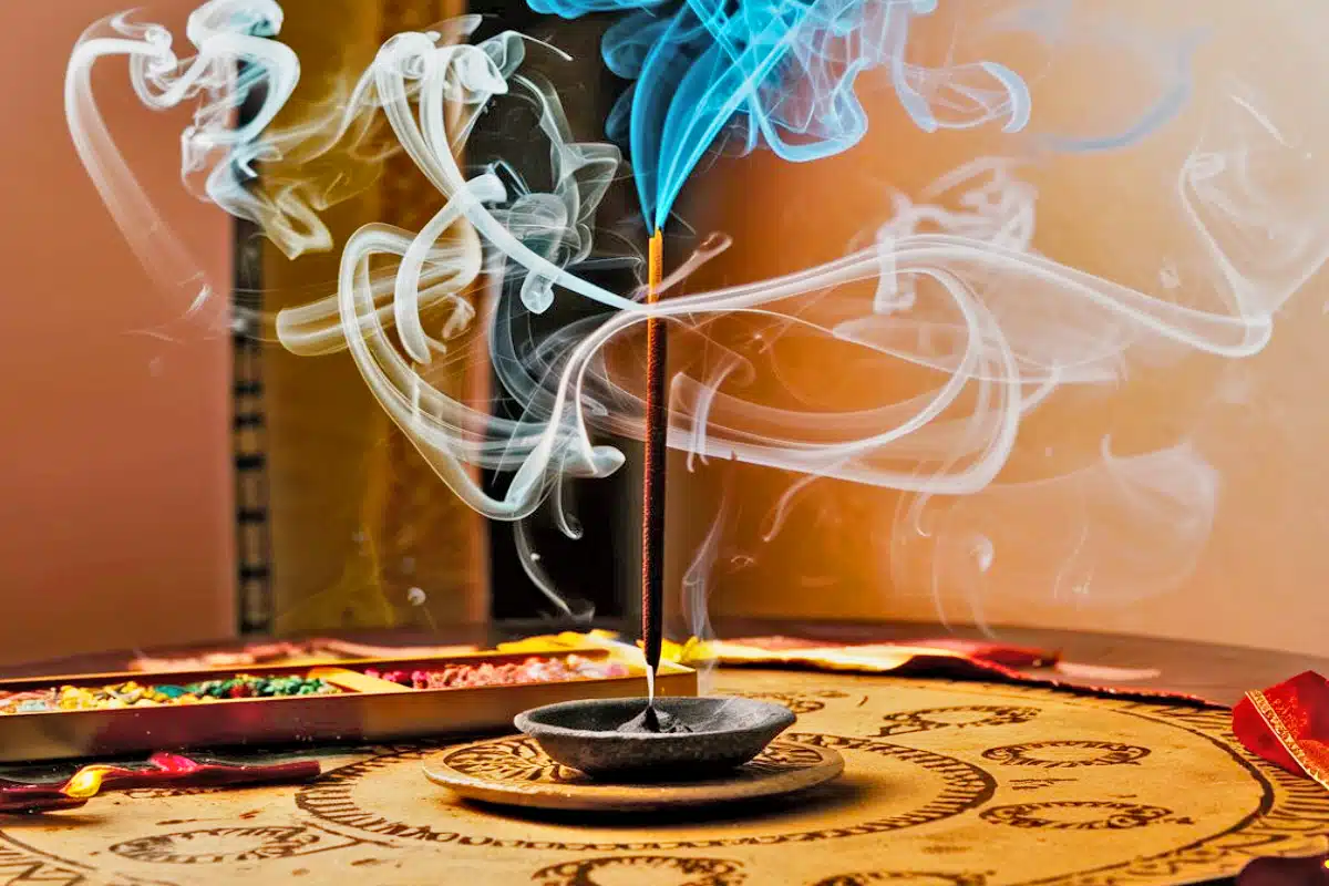 Incenso: Guia Com 5 Dicas Para Iniciantes 2 bem-estar-incenso-guia-com-5-dicas-iniciantes-blog-melhore-seus-dias-imagem-1200-800-02